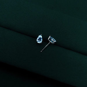 DEVASHRII JEWEL • 廸瓦許輕珠寶 - Pear Aquamarine 0.63 克拉梨形水滴海水藍寶石耳環[白K金]II